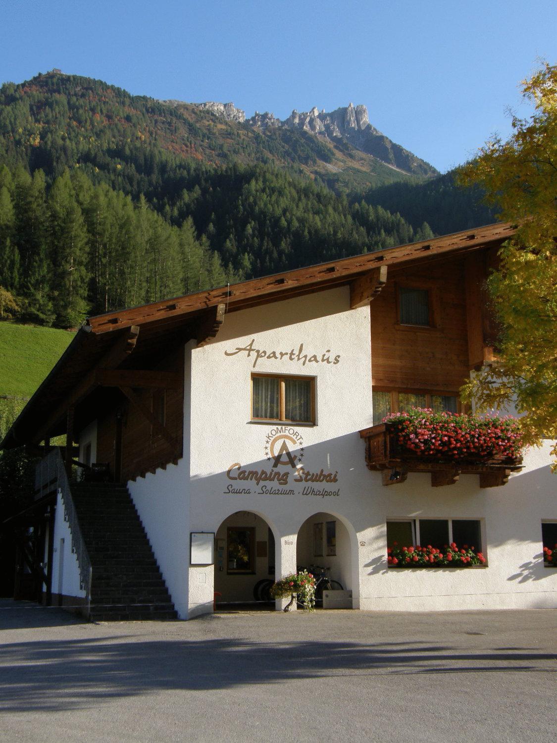Aparthaus Camping Stubai Нойштифт-им-Штубайталь Экстерьер фото